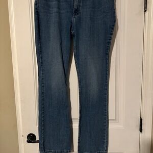 Lee Women's Straight Leg Jeans - Classic Denim